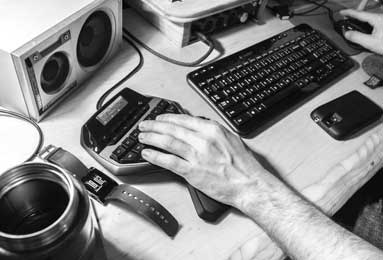 7500万遭怒视！2000万获狂赞，曼城更衣室彻底变天